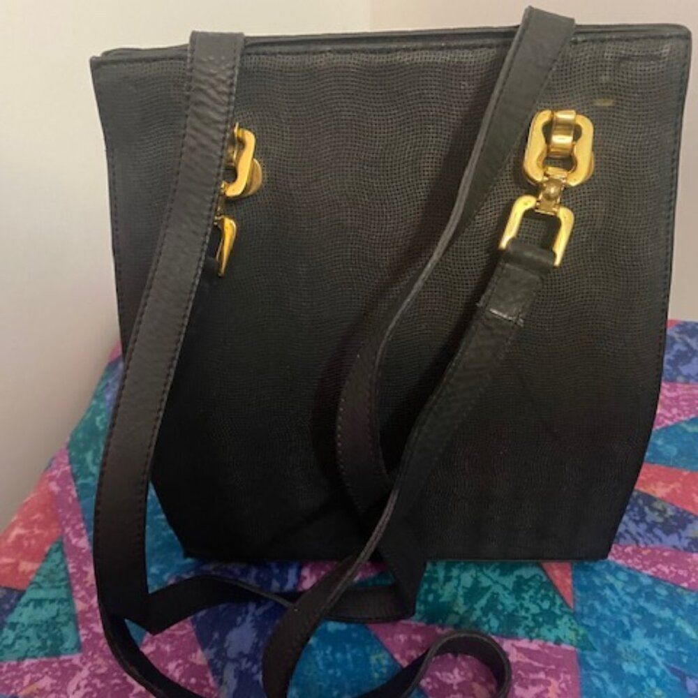 2 Effe Italian Vintage Structured Black Snap closure shoulder bag